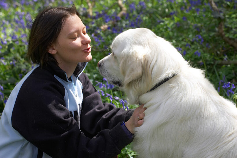 Elizabeth and Jayjay sharing a private moment