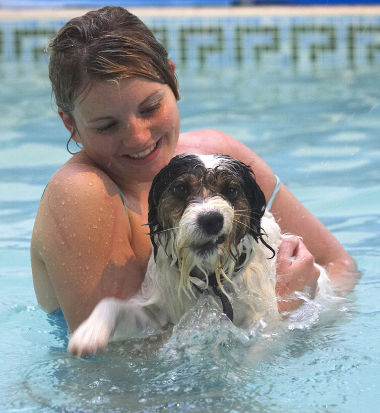 Dog, Dogs, Kate, Muki, Parson Russell Terrier, Play, Playing, Playtime, Pool, Smile, Swim, Swimming, Terriers