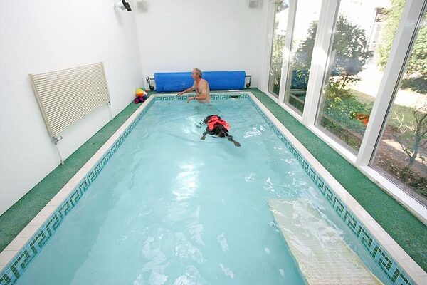Ronan and Vic in the Pool